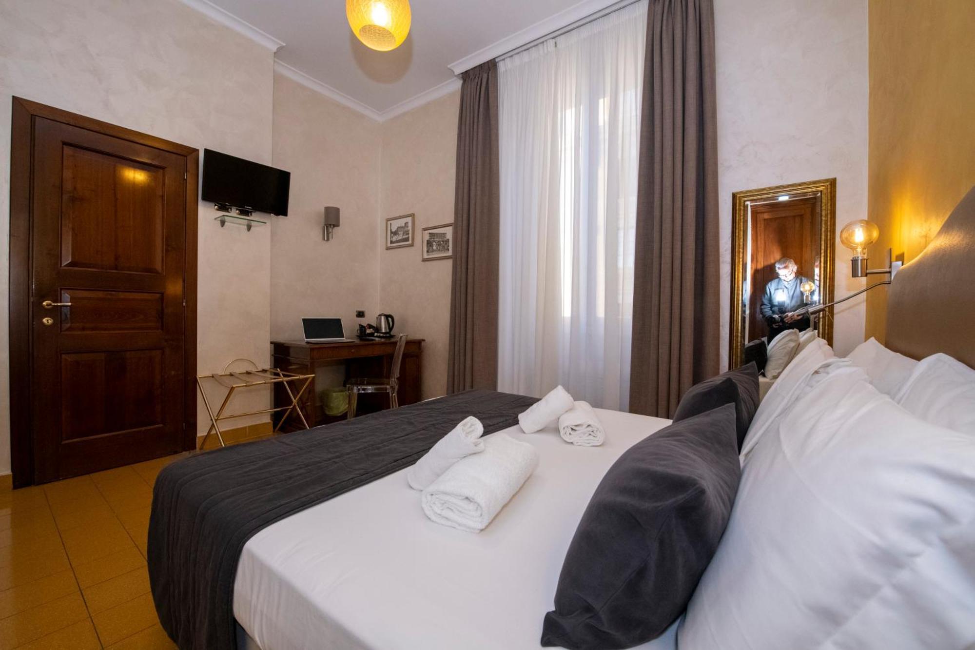 Bed and Breakfast Aelius Рим Екстер'єр фото